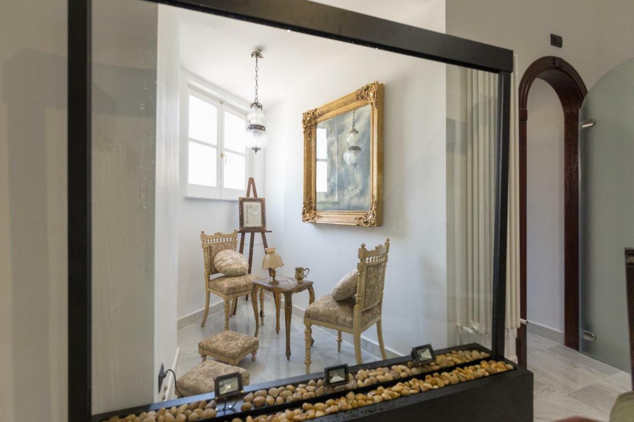 Palazzo Doria D'Angri Suites Νάπολη Εξωτερικό φωτογραφία