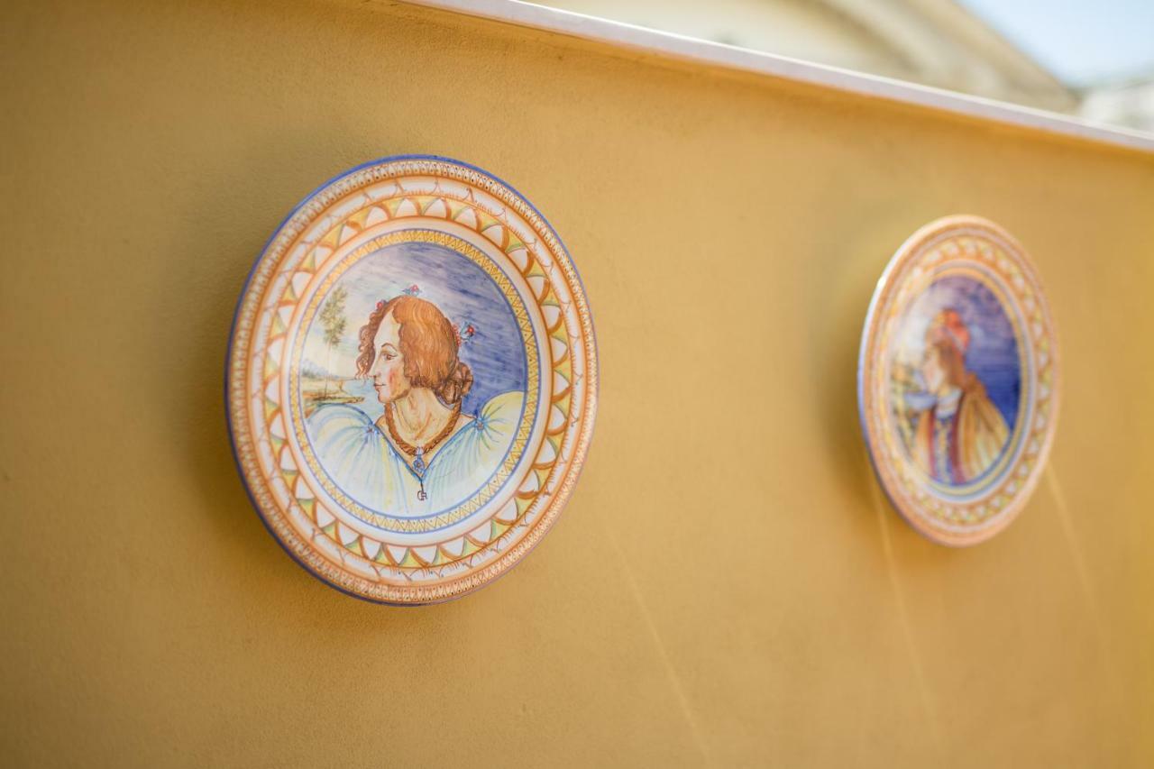 Palazzo Doria D'Angri Suites Νάπολη Εξωτερικό φωτογραφία