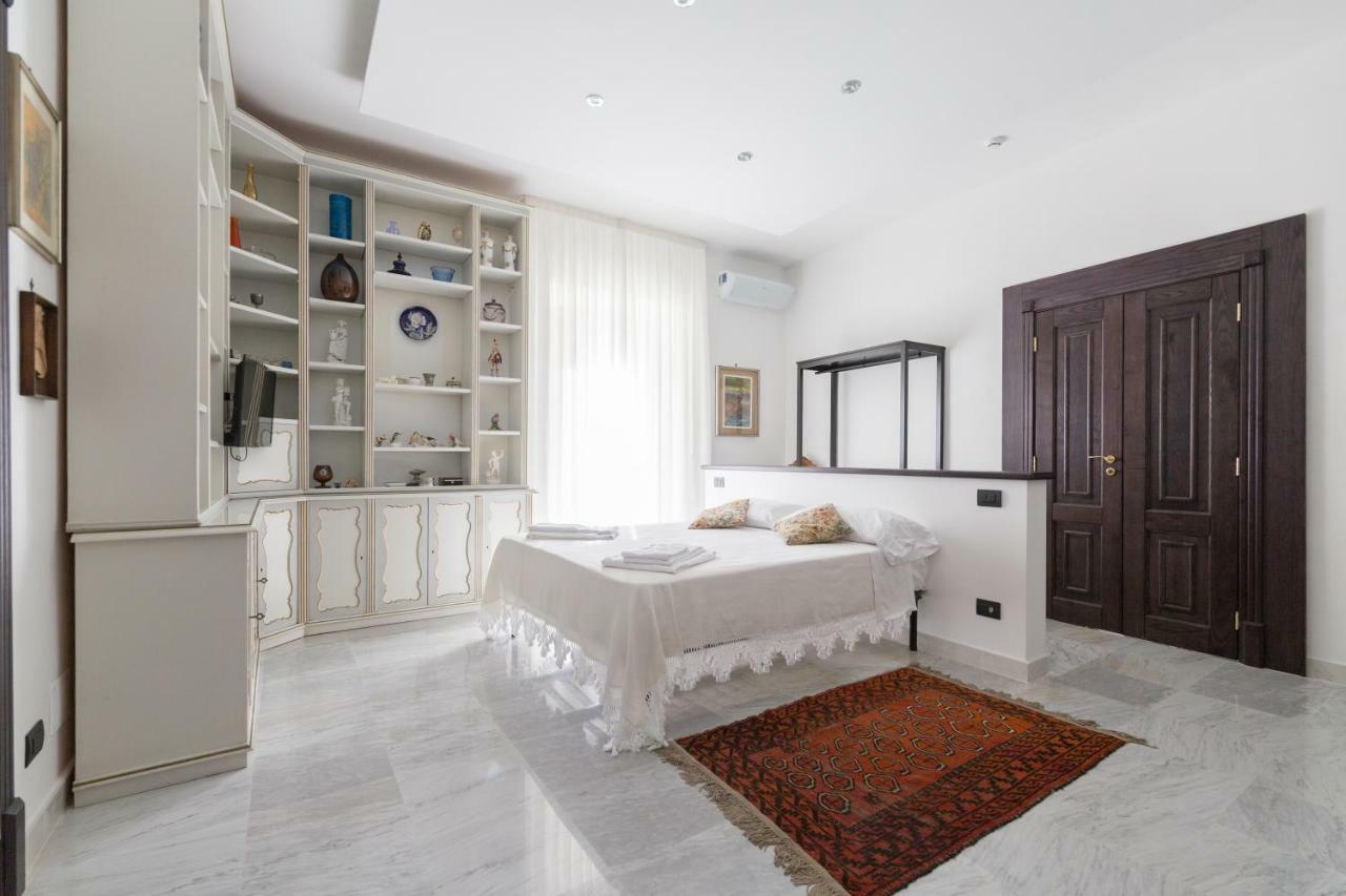 Palazzo Doria D'Angri Suites Νάπολη Εξωτερικό φωτογραφία