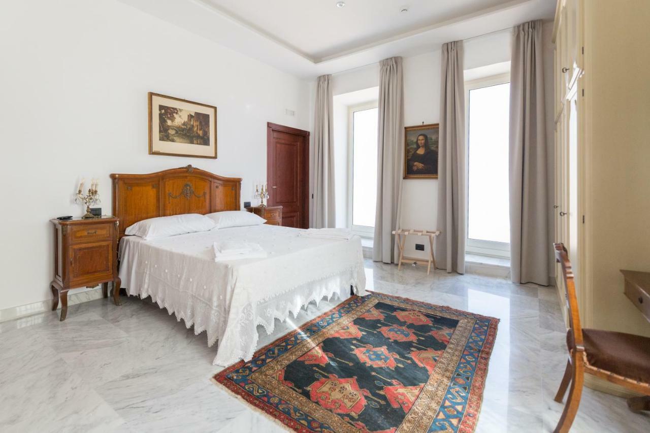 Palazzo Doria D'Angri Suites Νάπολη Εξωτερικό φωτογραφία